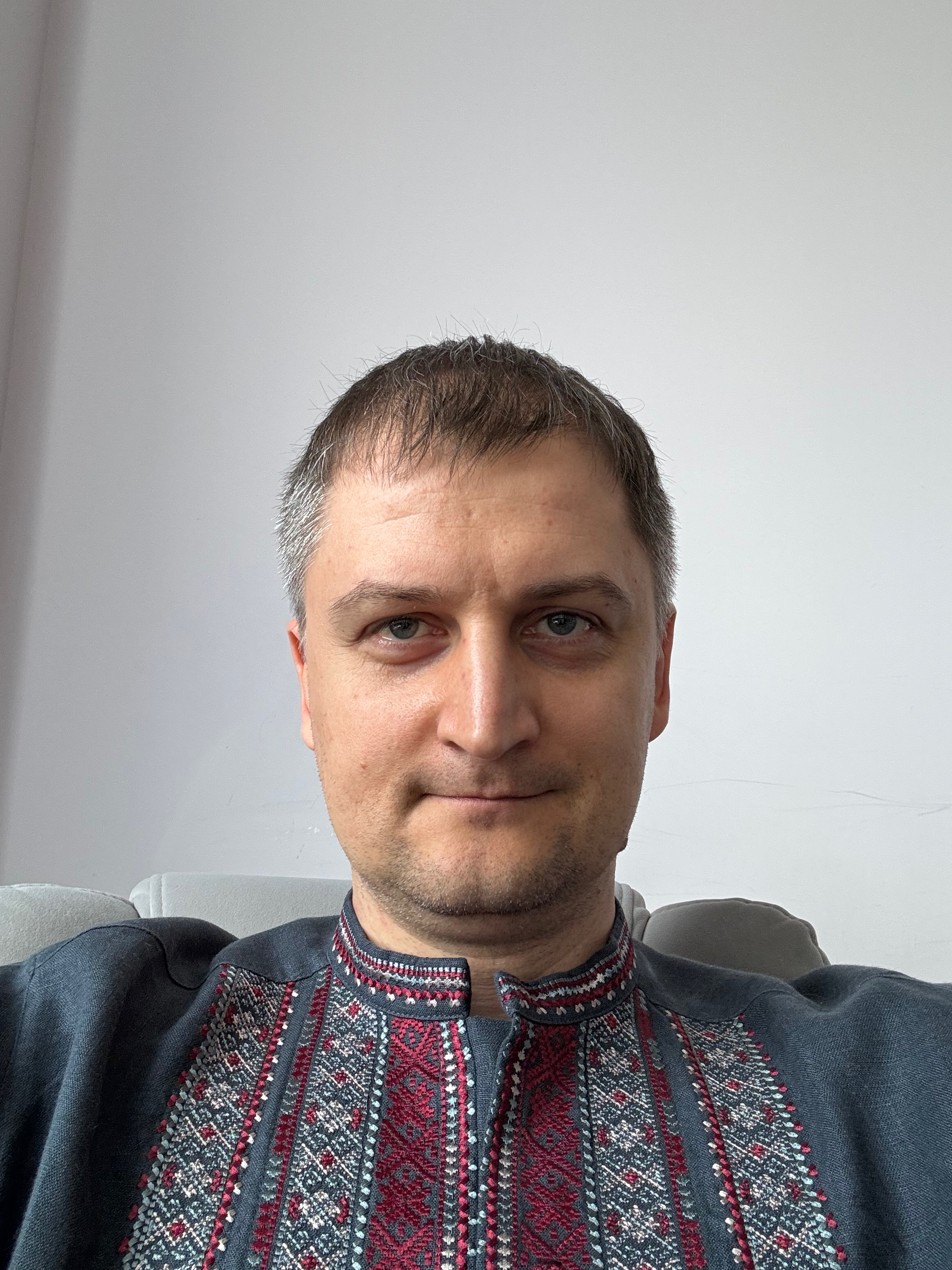 Олег Бушев